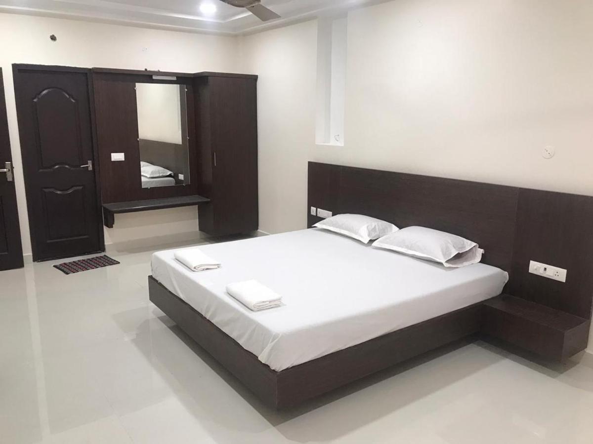 Sri Krishna Residency Hotel Eluru Ngoại thất bức ảnh