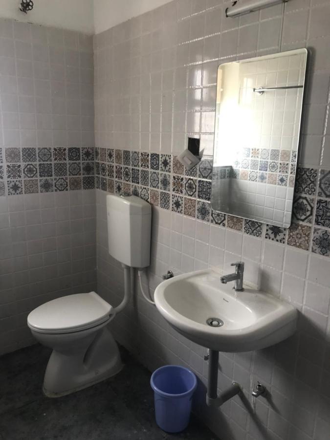 Sri Krishna Residency Hotel Eluru Ngoại thất bức ảnh